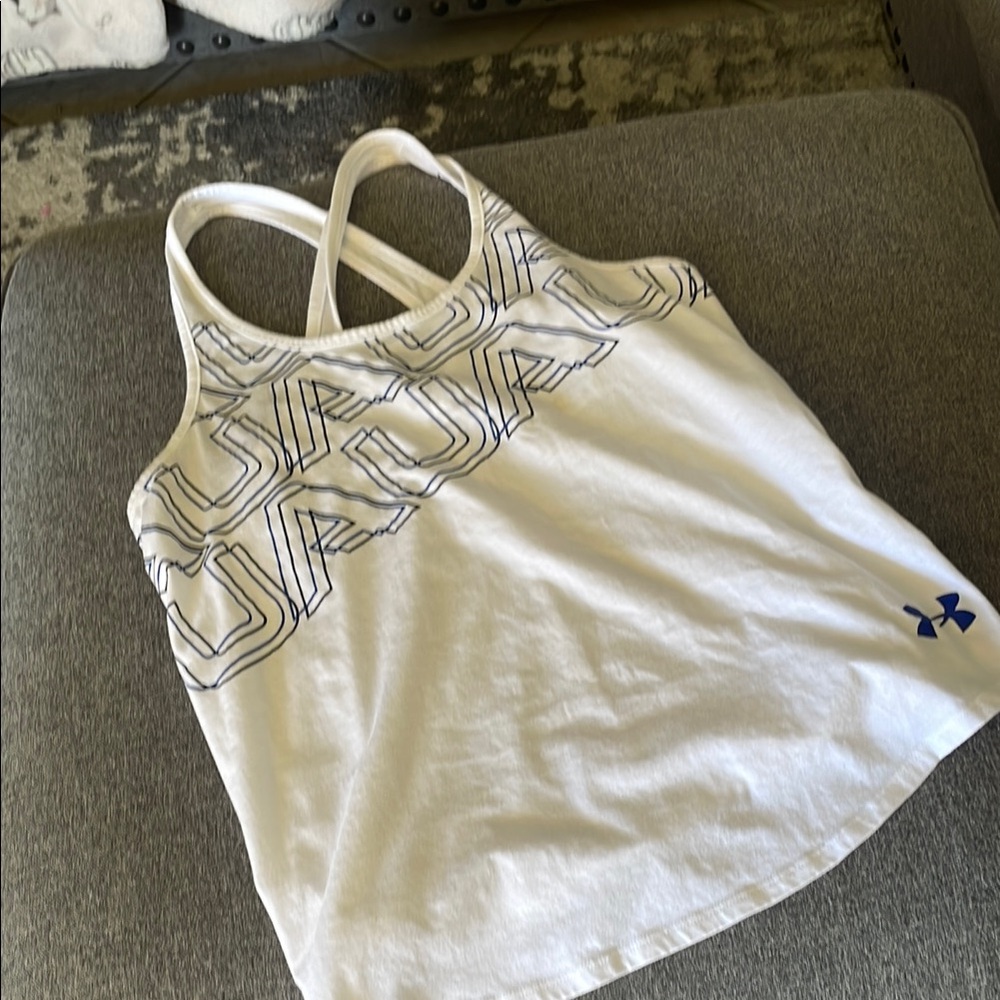 Under Armour White Sleeveless Tank Top with Geometric Neckline